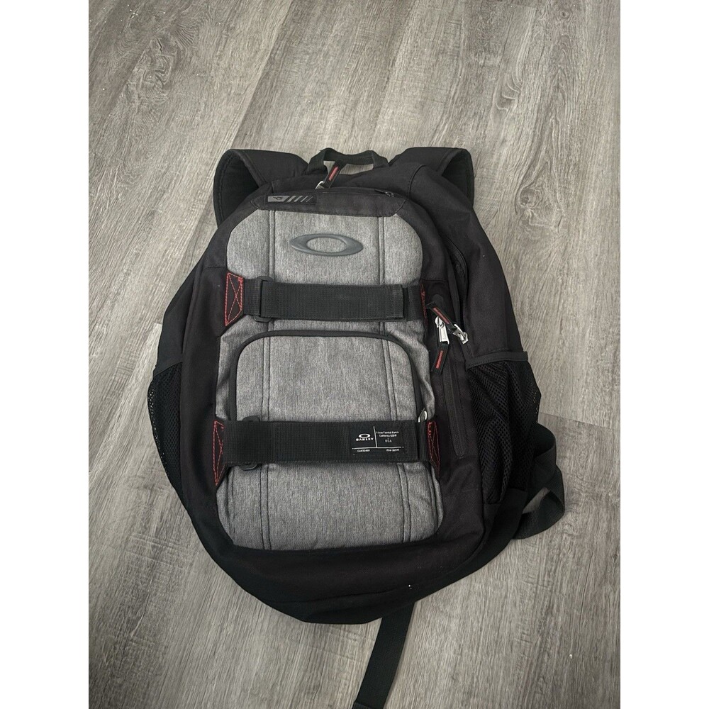 Oakley 22L Enduro Black Backpack School College Icon Bag Padded Interior Laptop